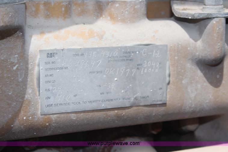 image for item K6852 1995 Peterbilt 378 semi truck