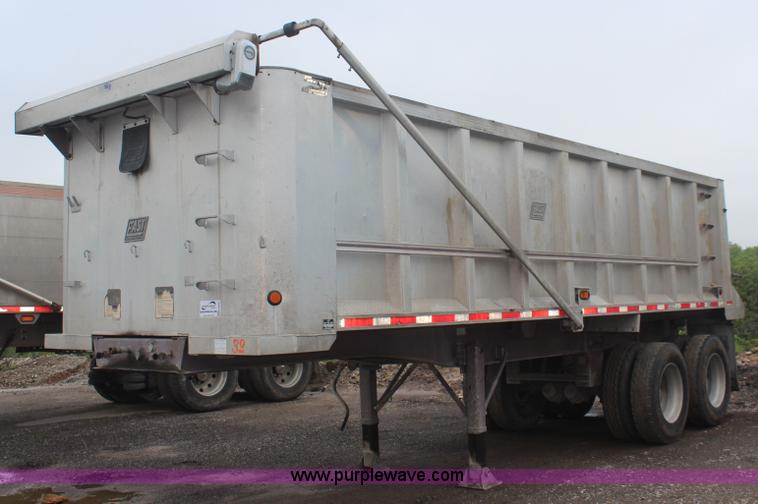 image for item K6870 1995 East aluminum end dump trailer