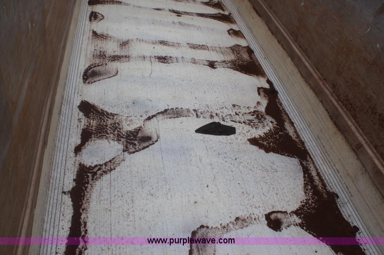 image for item K6870 1995 East aluminum end dump trailer