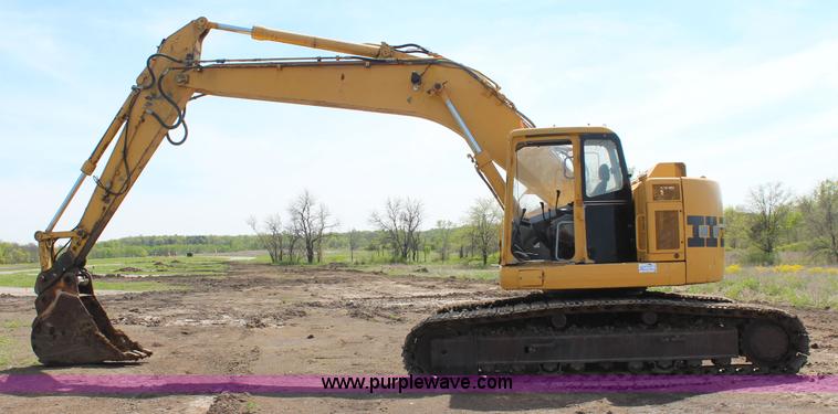 image for item K6874 1999 Komatsu PC228USLC-1 excavator