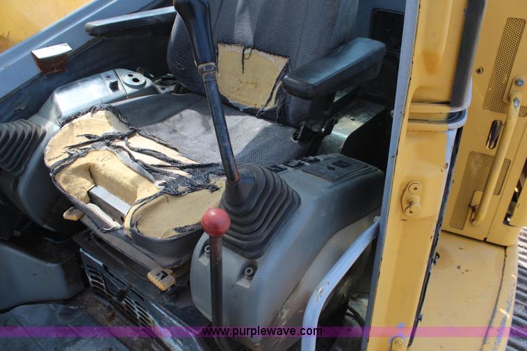 image for item K6874 1999 Komatsu PC228USLC-1 excavator