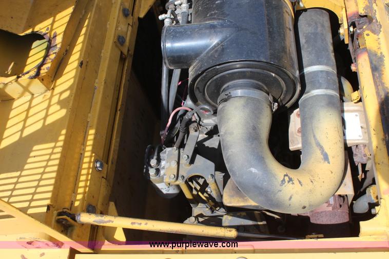 image for item K6874 1999 Komatsu PC228USLC-1 excavator