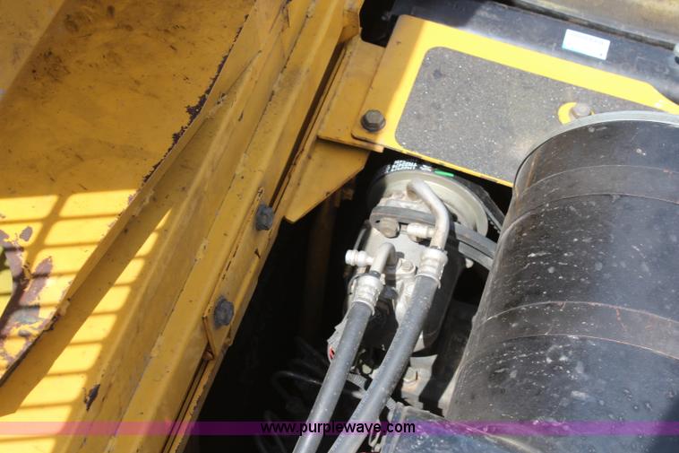 image for item K6874 1999 Komatsu PC228USLC-1 excavator