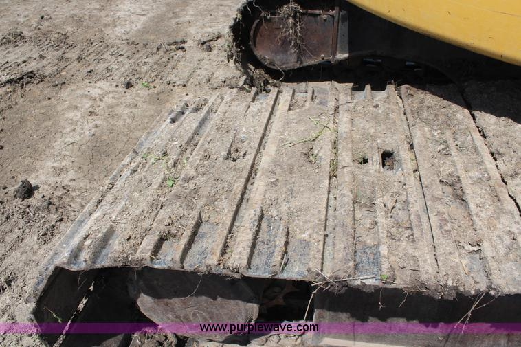 image for item K6874 1999 Komatsu PC228USLC-1 excavator