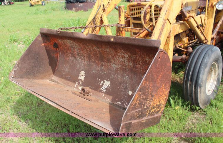 image for item K6941 1959 International 340 backhoe
