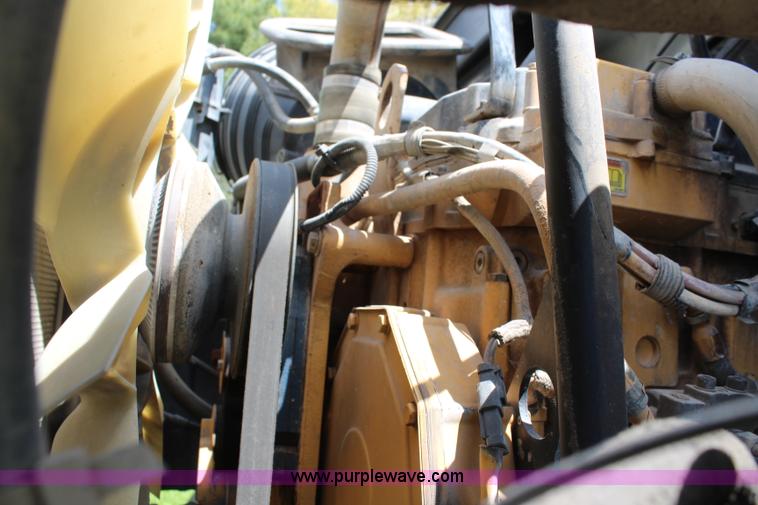 image for item K6954 2007 International 7600 dump truck