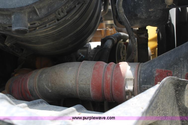 image for item K6954 2007 International 7600 dump truck