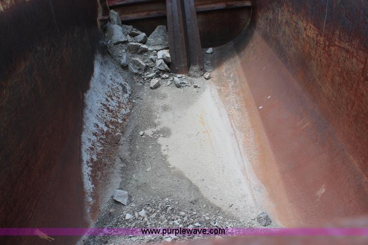 image for item K6954 2007 International 7600 dump truck