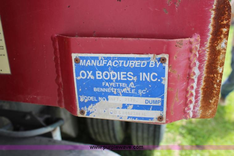 image for item K6954 2007 International 7600 dump truck