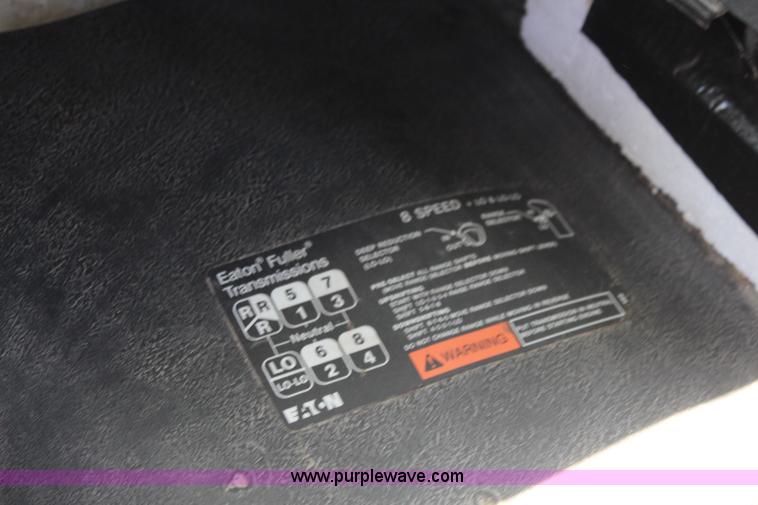 image for item K6956 2007 International 7600 dump truck