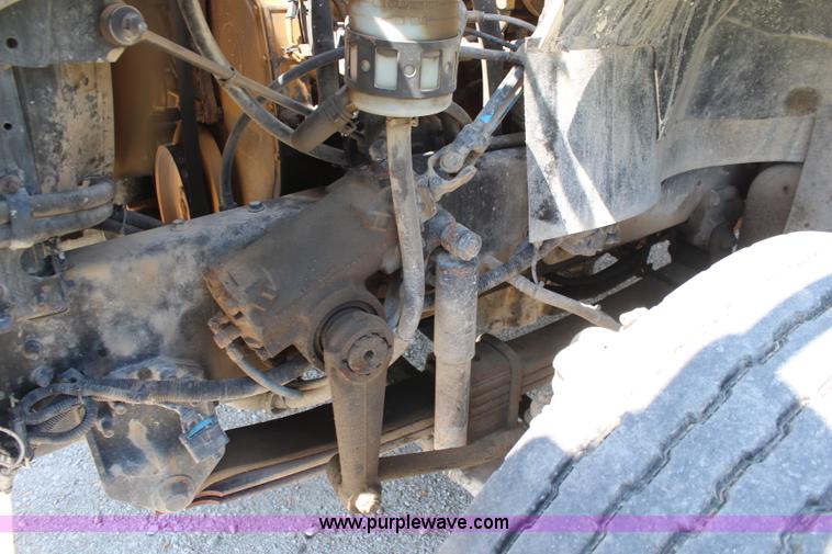 image for item K6956 2007 International 7600 dump truck