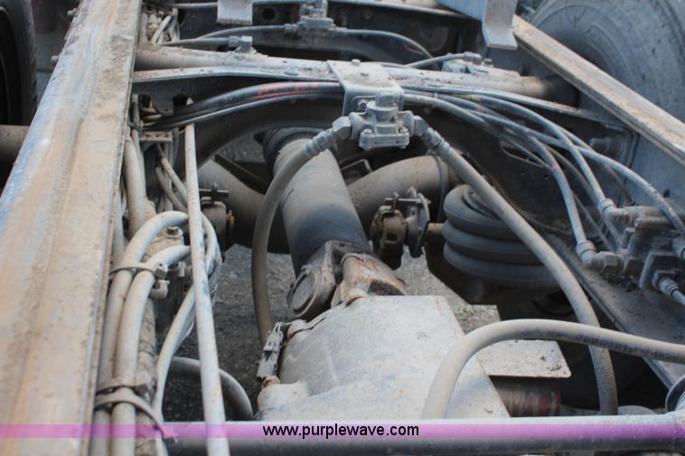 image for item K6956 2007 International 7600 dump truck