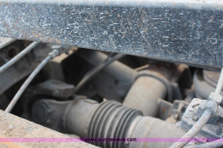 image for item K6956 2007 International 7600 dump truck