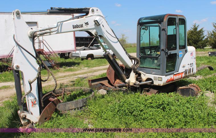 image for item K6964 2001 Bobcat 341 compact excavator