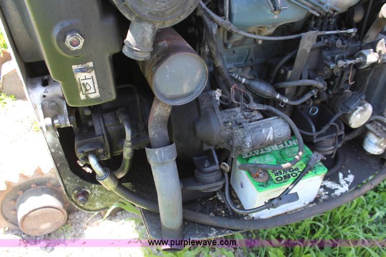 image for item K6964 2001 Bobcat 341 compact excavator