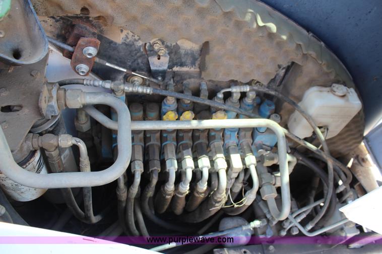 image for item K6964 2001 Bobcat 341 compact excavator