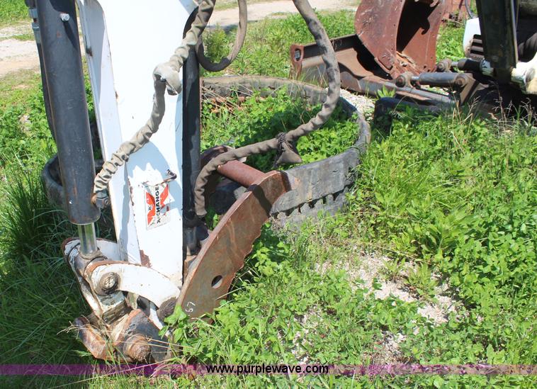 image for item K6964 2001 Bobcat 341 compact excavator