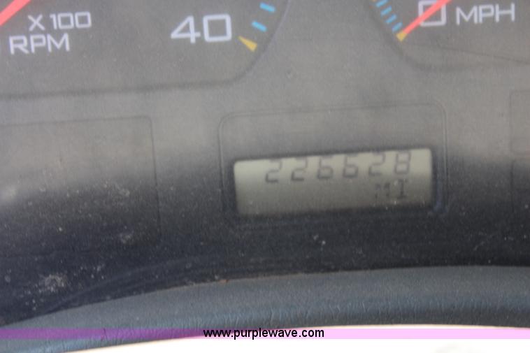 image for item K6973 2007 International 7600 dump truck