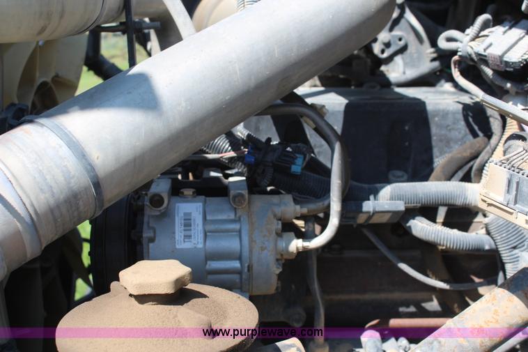 image for item K6973 2007 International 7600 dump truck