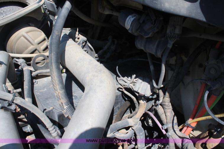 image for item K6973 2007 International 7600 dump truck