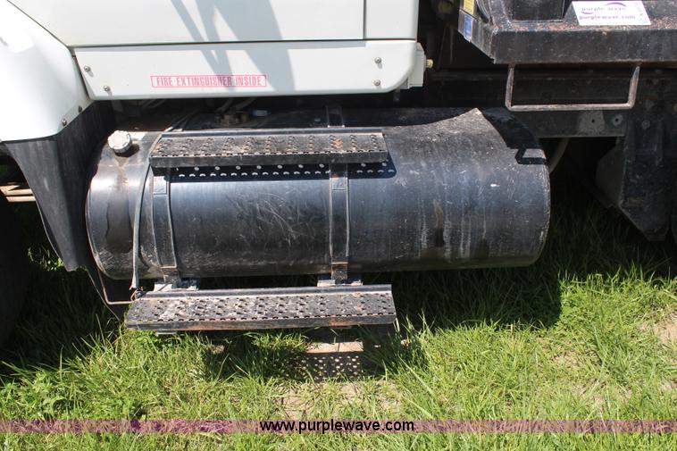 image for item K6973 2007 International 7600 dump truck