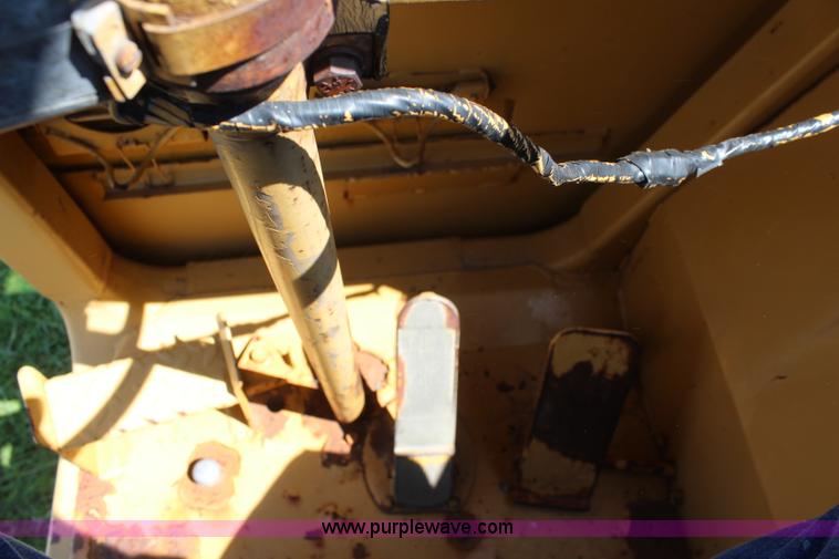 image for item K6977 1978 Caterpillar 613B elevating scraper