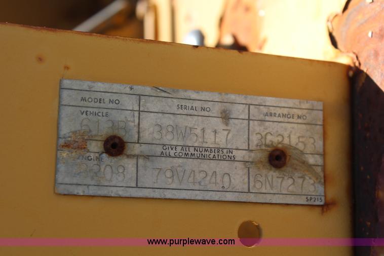 image for item K6977 1978 Caterpillar 613B elevating scraper