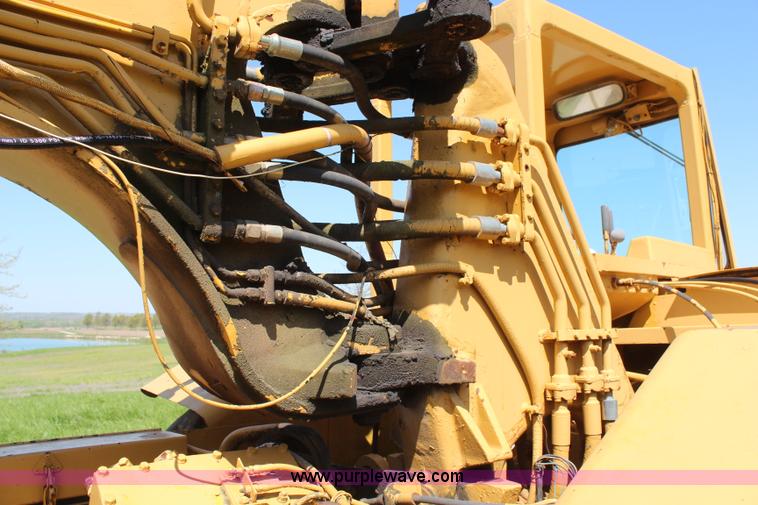 image for item K6977 1978 Caterpillar 613B elevating scraper