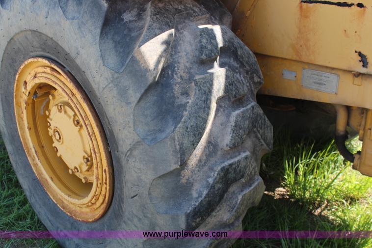 image for item K6977 1978 Caterpillar 613B elevating scraper