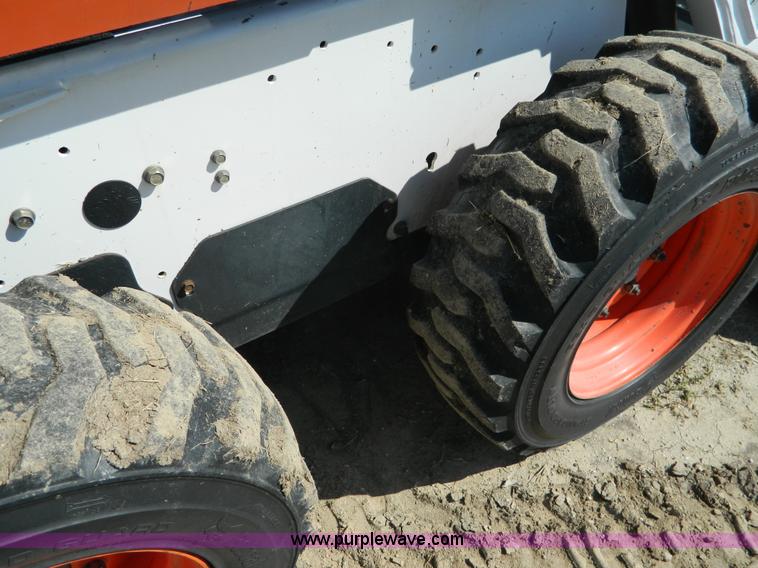 image for item K8045 2005 Bobcat S205 skid steer