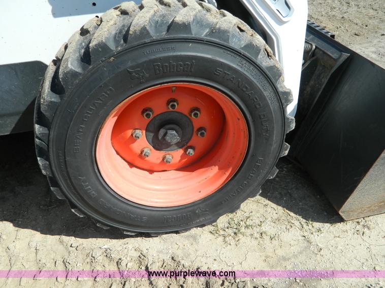 image for item K8045 2005 Bobcat S205 skid steer