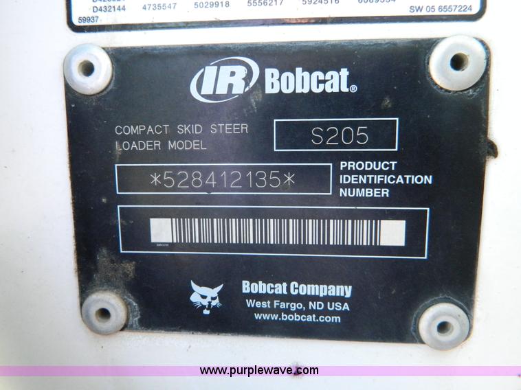 image for item K8045 2005 Bobcat S205 skid steer