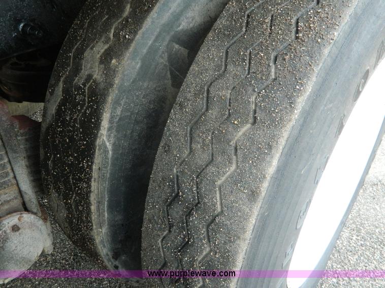 image for item K8071 2003 Mack CV713 dump truck