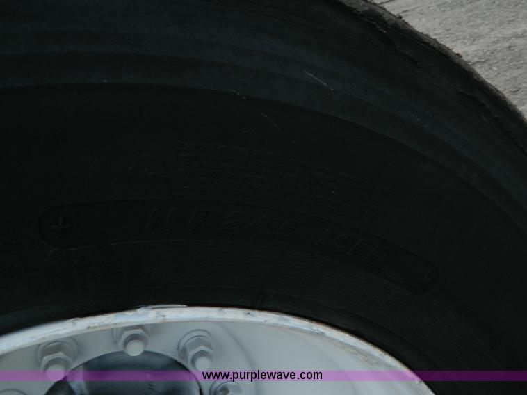 image for item K8071 2003 Mack CV713 dump truck