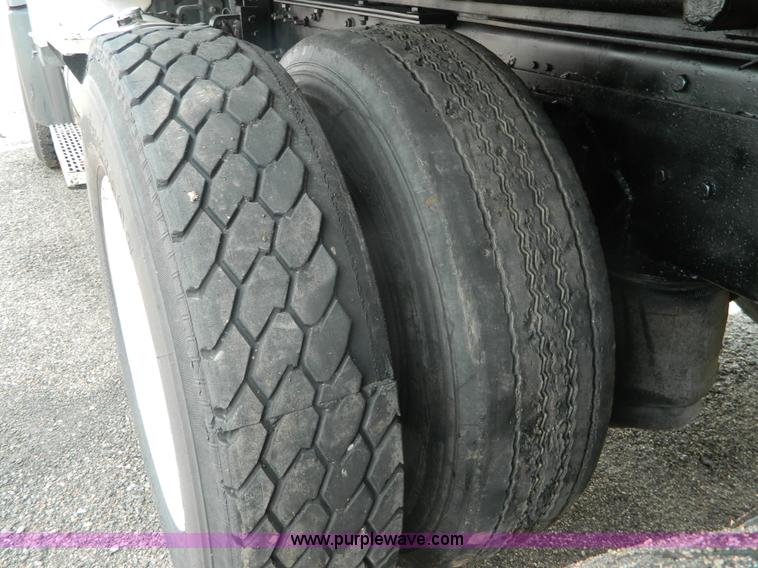 image for item K8071 2003 Mack CV713 dump truck