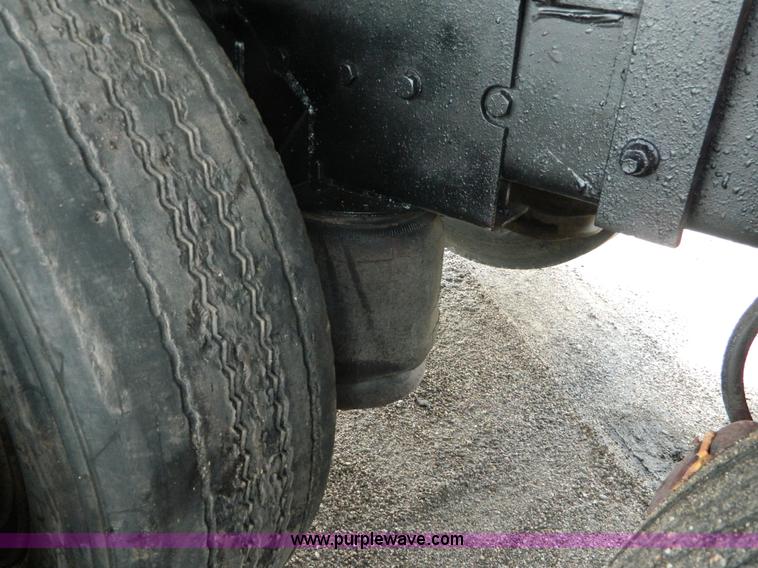 image for item K8071 2003 Mack CV713 dump truck