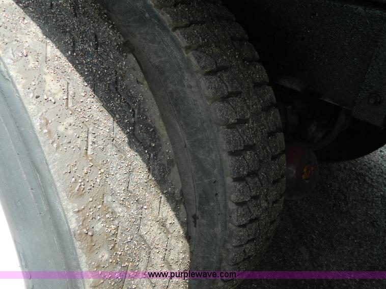 image for item K8071 2003 Mack CV713 dump truck