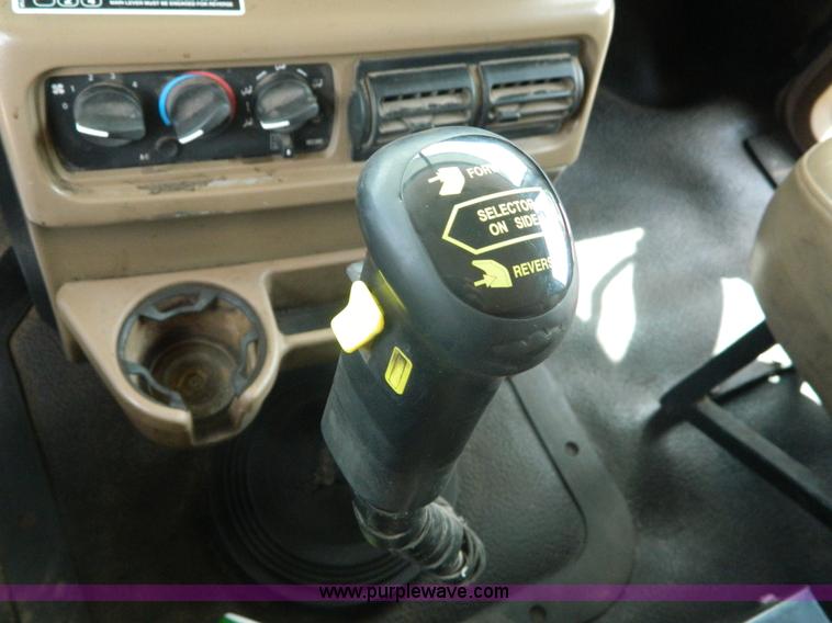 image for item K8071 2003 Mack CV713 dump truck