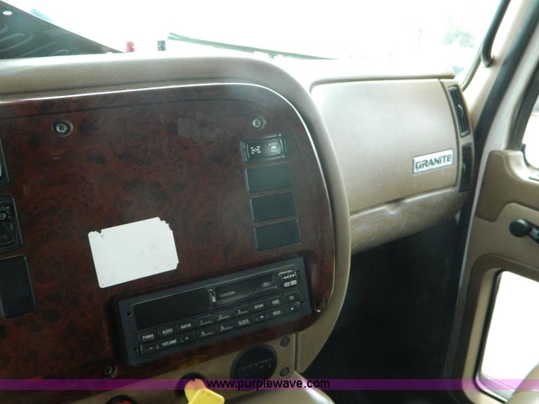 image for item K8071 2003 Mack CV713 dump truck