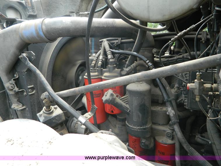 image for item K8071 2003 Mack CV713 dump truck