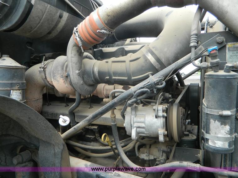 image for item K8071 2003 Mack CV713 dump truck