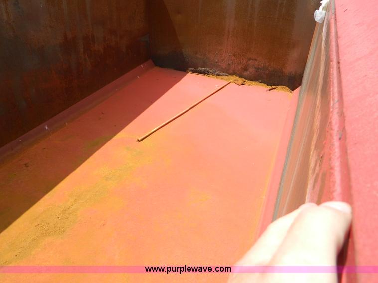 image for item K8071 2003 Mack CV713 dump truck