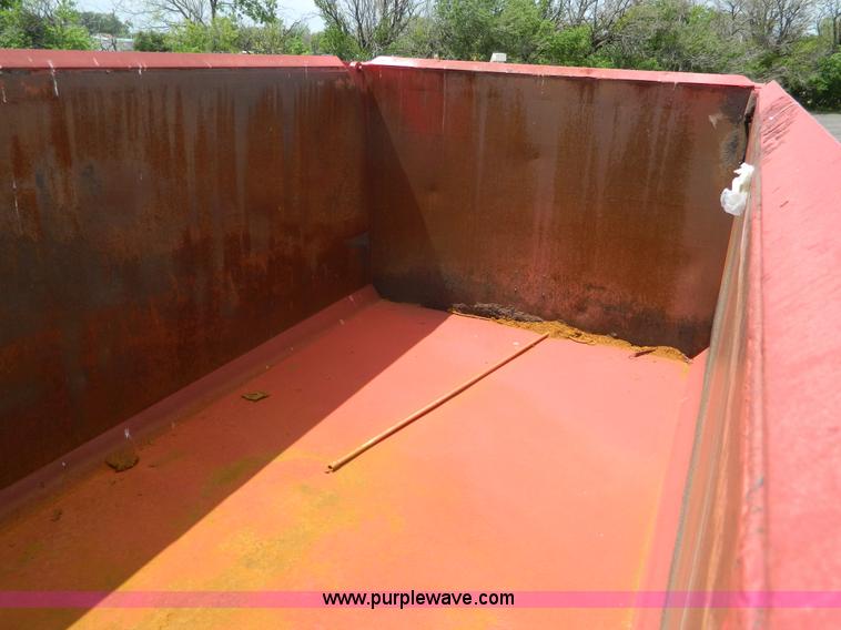 image for item K8071 2003 Mack CV713 dump truck