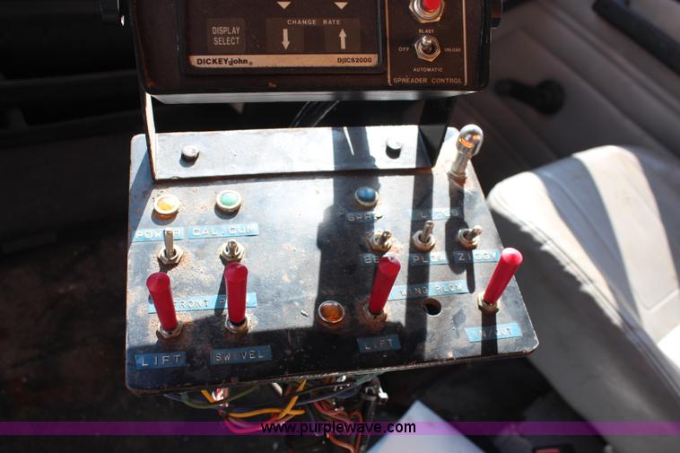 image for item K8763 1999 Freightliner FL80 dump truck