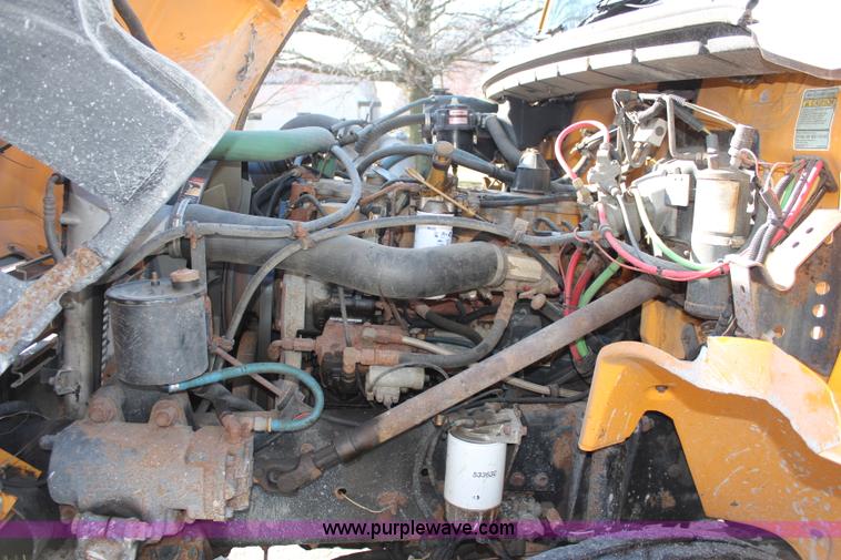 image for item K8763 1999 Freightliner FL80 dump truck