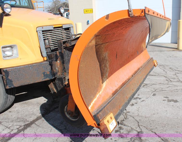 image for item K8763 1999 Freightliner FL80 dump truck