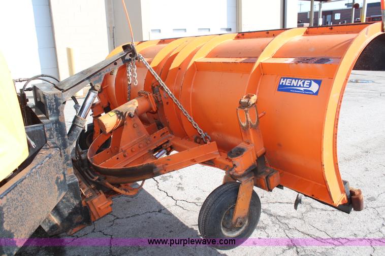 image for item K8763 1999 Freightliner FL80 dump truck