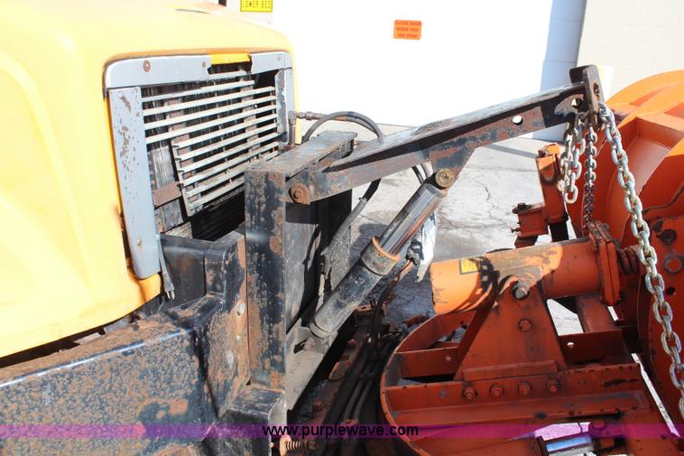 image for item K8763 1999 Freightliner FL80 dump truck