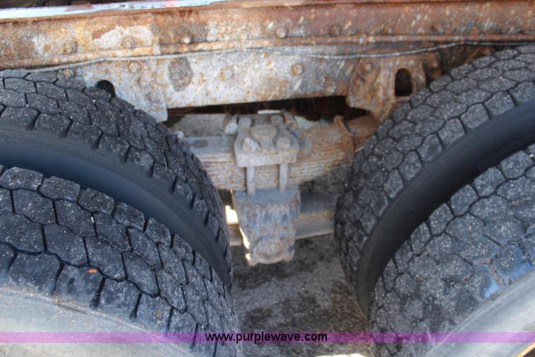 image for item K8763 1999 Freightliner FL80 dump truck