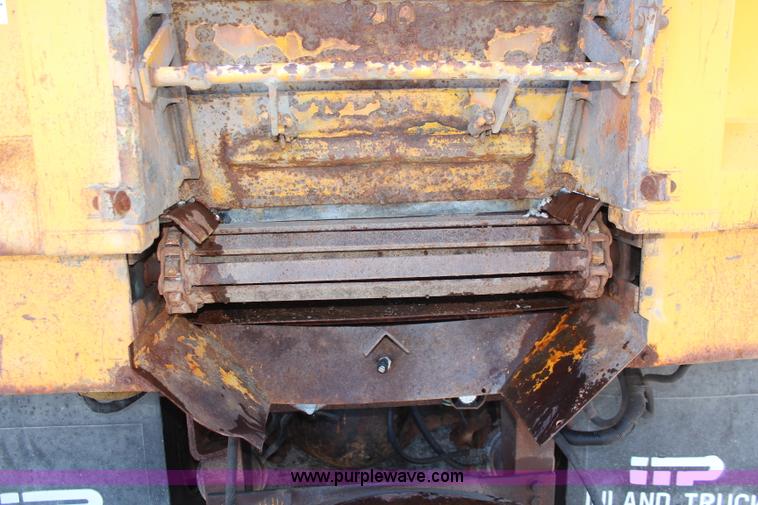 image for item K8763 1999 Freightliner FL80 dump truck